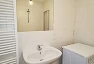 DACHGESCHOSS, gepflegte 103 m2 Neubau mit Loggia und Balkon, Wohnküche, 3 Zimmer, Wannenbad, Parketten, Holbeingasse