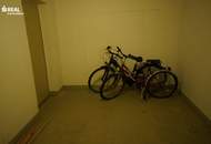 Neuwertige 2-Zimmer-Wohnung mit Balkon &amp; Stellplatz - Top Preis!