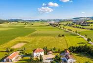 Exklusives Pferdeanwesen nahe Wien – Villa, Reitviereck mit Flutlichtanlage, eingezäunte Koppeln, zweites Wohnhaus und über 25.000 m² Eigengrund