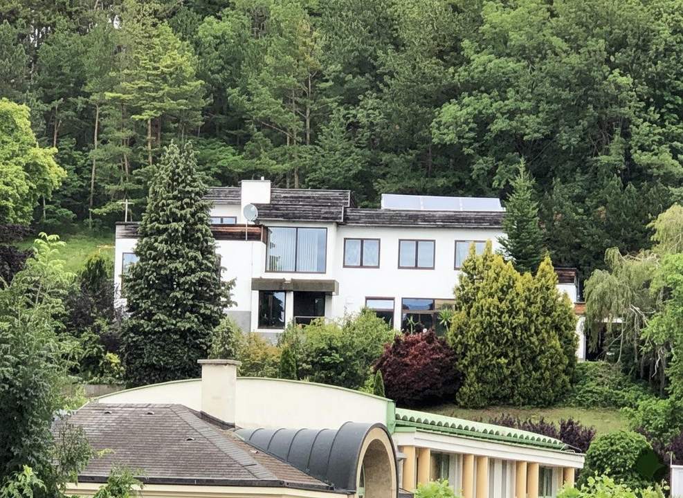 Exklusive Villa mit Pool