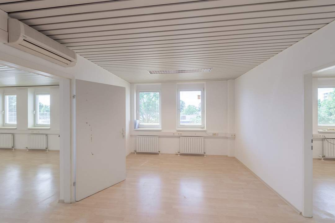 ++NEU++ Praktische Büros in guter Lage! Top 115-116