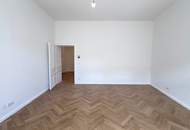 Nähe Ungargasse: 2 Zimmer-Altbauwohntraum im Innenhof (Balkonanbau möglich)!