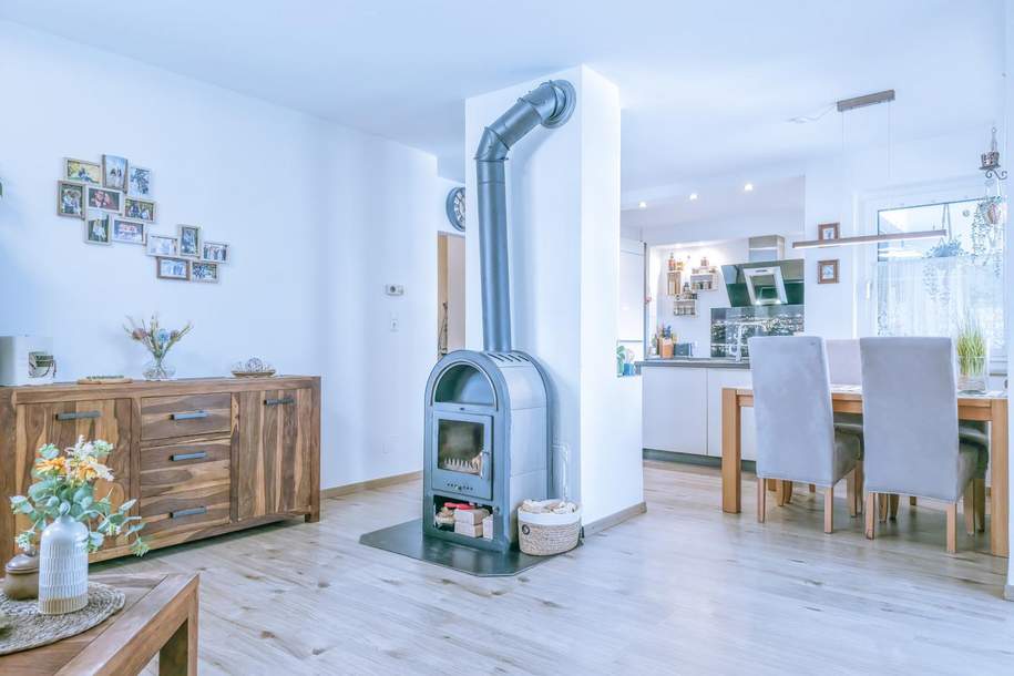 Zirl: Hochwertig renovierte 3-Zimmer-Wohnung mit Balkon und TG-Stellplatz in sonniger Ruhelage, Wohnung-kauf, 449.000,€, 6170 Innsbruck-Land