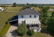 Exklusives Niedrigenergie-Einfamilienhaus mit Vollkeller auf 1.008 m² Grundstück in ruhiger Bestlage von Pixendorf