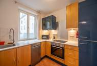 ++Provisionsfrei++ WG-Friendly 3-Room Apartment in Modern Building