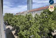 UNBEFRISTET: 2-Zi-Wohnung plus Einbauküche, U-Bahn-Nähe & Stadt- und Grünblick!