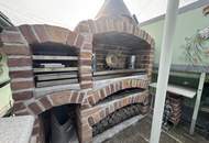 "Besonderes Ein-/Zweifamilienhaus mit Werkstatt und Weinkeller in Loidesthal"