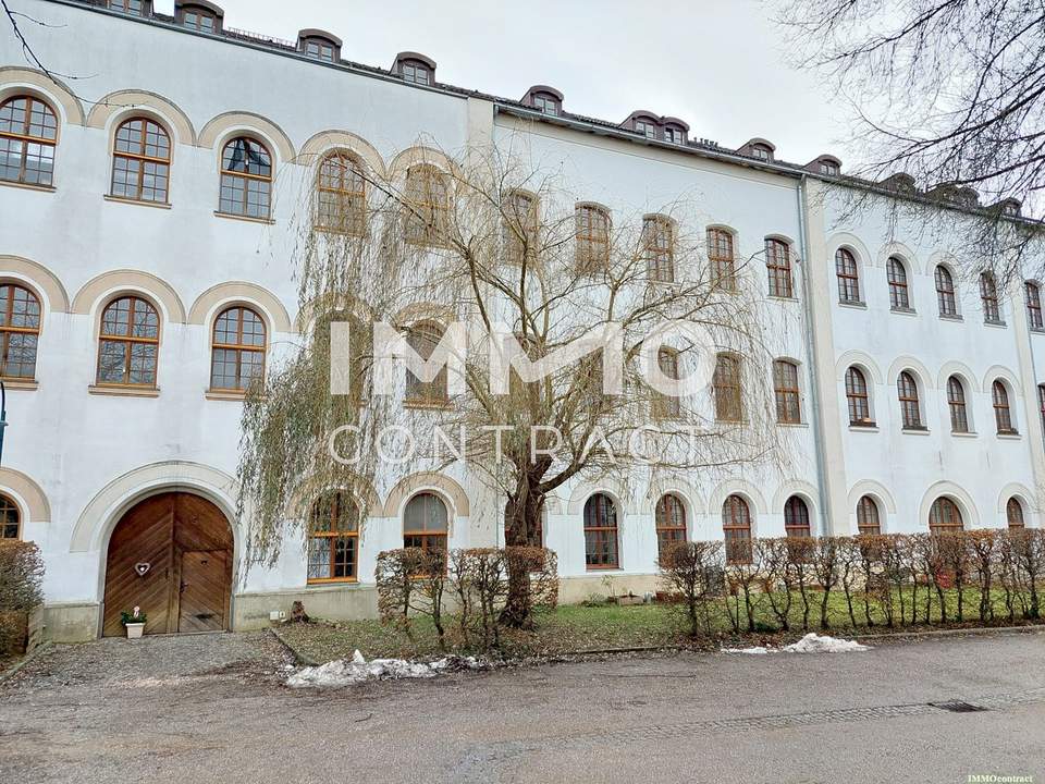 Kleinwohnung mit ca 40,79m² ( Warmmiete) im Wehrgraben - Steyr
