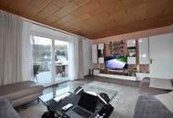 Zweifamilienwohnhaus in Sonnenlage und 2. Baulandgrundstück in beliebter Gemeinde