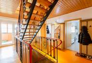 Landhaus in erhöhter Aussichtslage mit weitläufigem Grundstück im schönen Strassertal