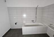 Unbefristet, schön und neuwertig - 3-Zimmer-Wohnung mit Loggia!