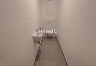 Unbefristete, hübsche 2-Zimmer Wohnung mit Loggia!