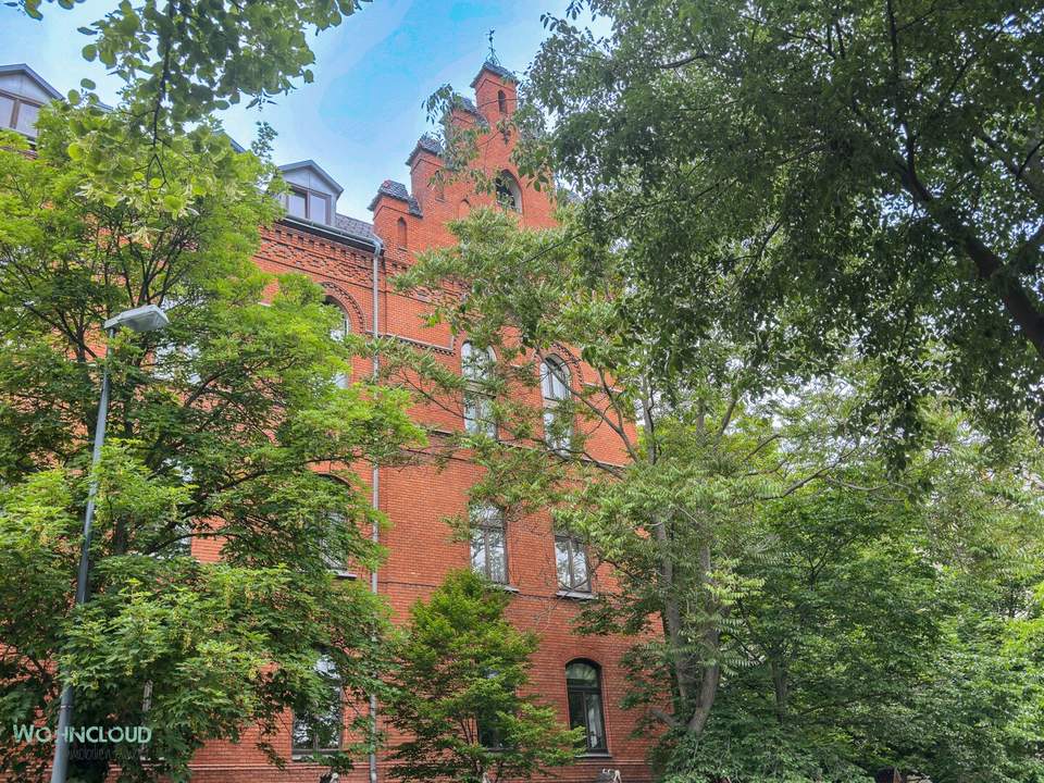 LICHT, CHARME UND GESCHICHTE IN DÖBLING – 2-ZIMMER-WOHNUNG IM ALTBAU