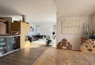 Wohnhaus mit Attersee-Seeblick und Seezugang in Litzlberg/Seewalchen, 2 Wohneinheiten.