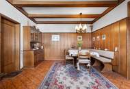 "Großzügiges Grundstück mit Pferdehof und sanierungsbedürftigem Haus – nur Minuten von Wien entfernt"