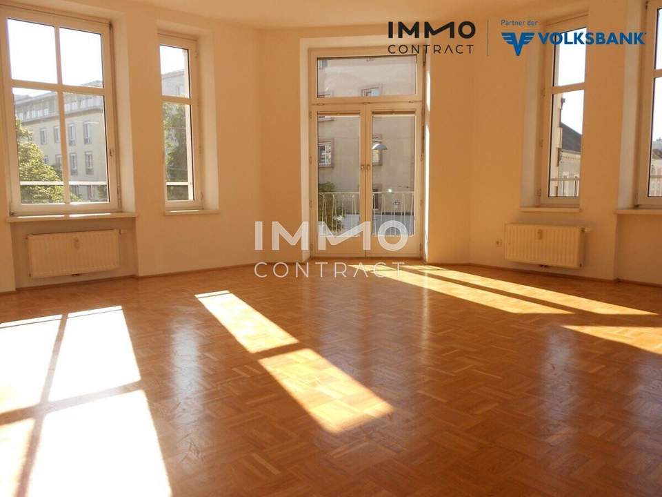 Toller Ausblick! ...direkt auf die Ringstraße!