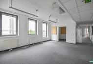Durchdacht aufgeteilte Bürofläche mit Terrasse und optimaler Anbindung