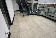Exklusive Dachgeschosswohnung mit 2 Terrassen in Top-Lage