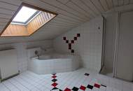 Geräumige 5-Zimmer-Wohnung mit Balkon und Parkplätzen (Provisionsfrei)