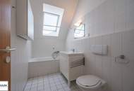 ** Top gepflegte 4 Zimmer Dachgeschoss Wohnung mit Alleinutzung 3er hofseitigen Terrassen - Maisonette Wohnung - Nähe Bahnhof Gersthof ** ab sofort **