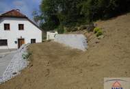 Neue Obergeschoß-Wohnung mit Eigengarten zu kaufen!