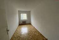 Nette Familienwohnung mit Loggia!