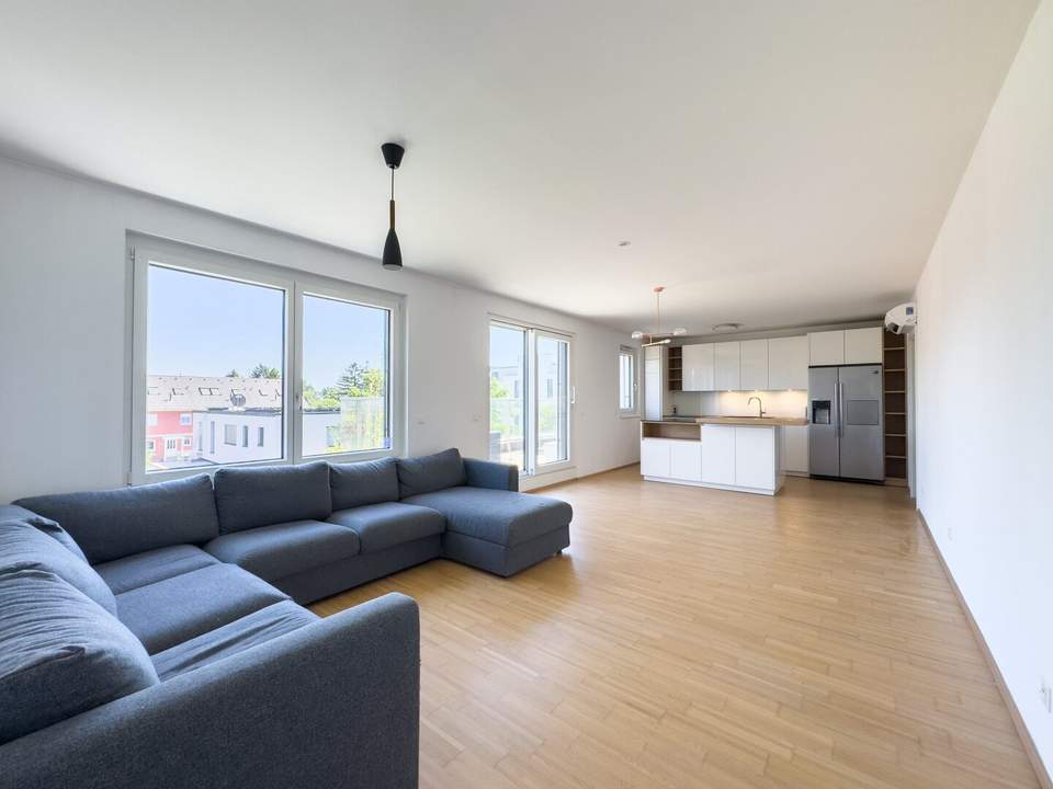 SONNIGE WOHNUNG BEIM DONAUZENTRUM - Garagenplatz, zwei Terrassen, Klimaanlage