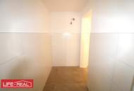 Erstbezug für charmanten Büro- / Schulungs- / Ausstellungsraum in traumhafter, ländlicher Umgebung