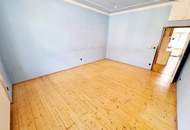 Entzückende Altbauwohnung mit Sanierungsbedarf! Balkon optional möglich! Grüner Innenhof + Ruhelage + Schönes Altbauhaus! Jetzt selbst gestalten und einziehen!