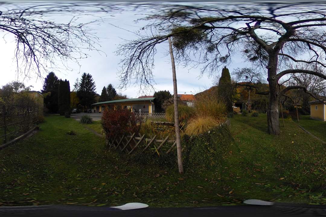 Großzügiges Grundstück mit bestehender Bebauung und attraktiver Bebauungsdichte