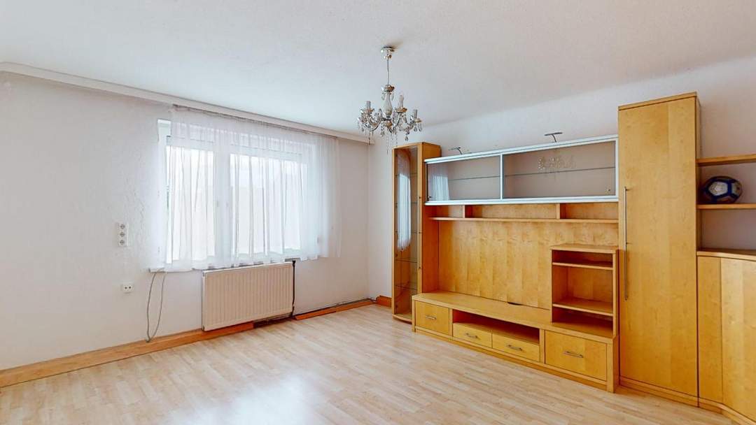 Helle 3-Zimmer-Wohnung zum Renovieren in zentraler Lage von Hörsching