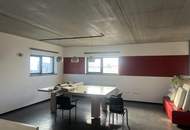 Modernes Bürogebäude mit Wohnnutzung Nähe Eisenstadt und Rust/See