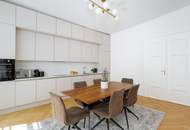 Ideal für Expats! Voll möbliertes Designer-Apartment in denkmalgeschütztem Gebäude im Herzen der Altstadt!