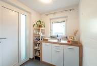 Einziehen und wohlfühlen: Hochwertig modernisiertes Haus mit Garten