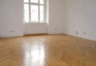Große 5-Zimmer-Wohnung mit Balkon - WG-tauglich - verfügbar ab November 2026