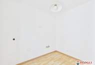 Helle Dachgeschosswohnung mit Loggia in der Auvorstadt