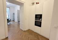 Prachtvolle Beletage mit Balkon in Bestlage am Rochusmarkt! Komplett möbliert.