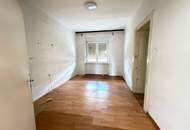 Sanierungsbedürftiges Wohnhaus mit 1.375 m² großem Grundstück in Schachendorf!