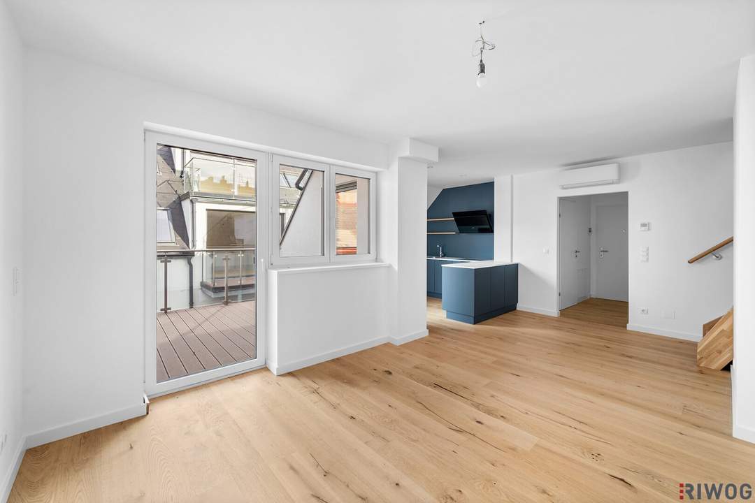 Dachgeschossmaisonette mit tollen Grundriss riesen Loggia