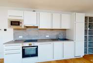 Moderne Dachgeschosswohnung, klimatisiert und gut geschnitten