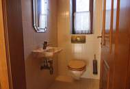 Einzigartiges Haus in Südlage mit unverbaubarem Fernblick auf leichter Hanglage