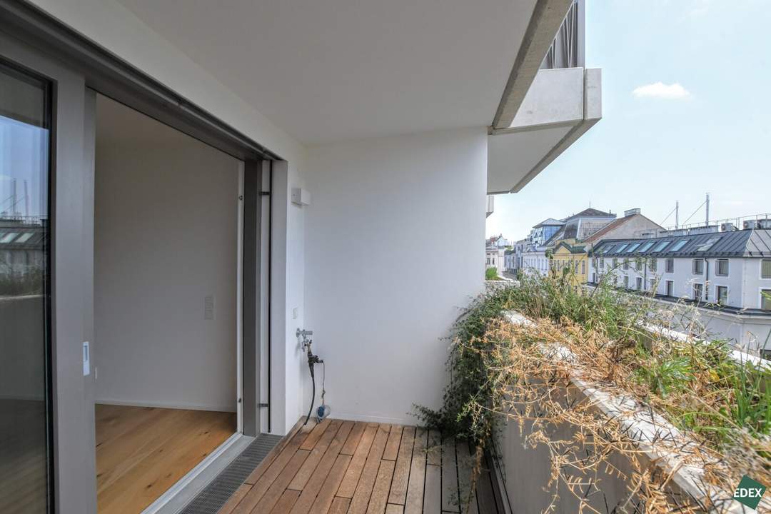 Kompakt. Hell. Hochwertig – Neubau mit Loggia und Fernblick
