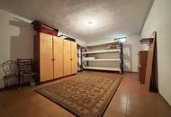 Gepflegtes Wohnhaus mit großem Grundstück in Wels Oberthan