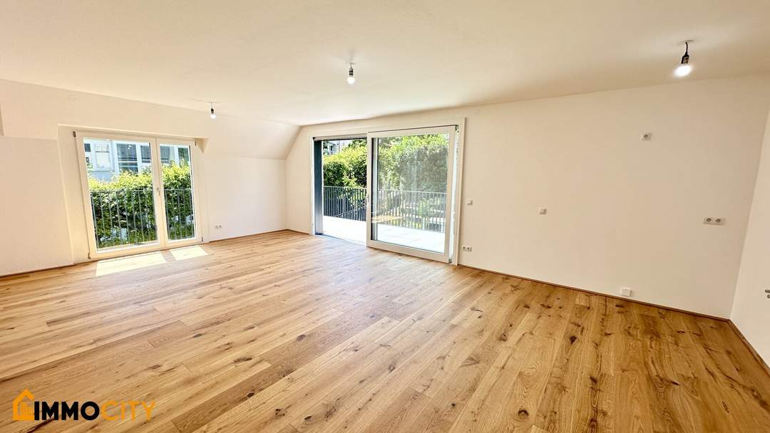 Dachtraum, 2 Zimmer-Wohnung + 17 m² Balkon, Erstbezug, Erstklassige Ausstattung, Neubau, luxuriös + Garage