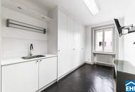 Extravagante 4,5 Zimmer Altbauwohnung in Wiener Bestlage neben der französischen Botschaft