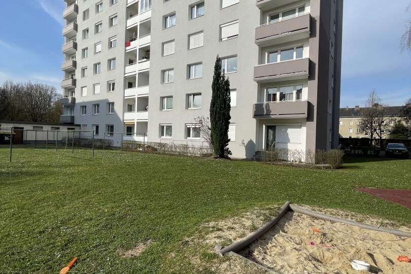 Eine wunderschöne, gut aufgeteilte SANIERTE 2-Zimmer Wohnung in Linz/Bindermichl - perfekt Anbindung an die Öffentlichen Verkehrsmitteln!, Wohnung-miete, 555,05,€, 4020 Linz(Stadt)