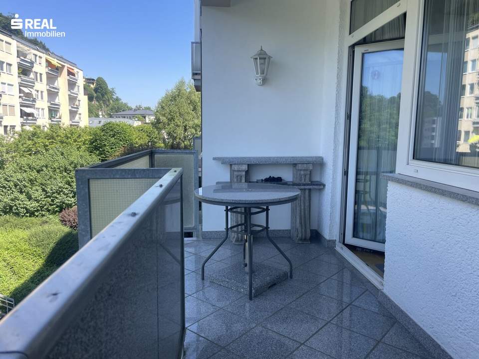 Salzburg-Parsch: Gepflegte Wohnung mit Balkon und Stellplatz