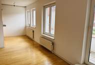 3 Zimmer mit Balkon inklusive Tiefgaragen-Stellplatz, Hoflage!