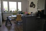 ZENTRALE LAGE, VOLLSTÄNDIG RENOVIERT, SEHR HELL