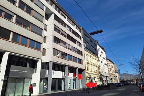 Großzügige Geschäftsfläche mit ca. 849 m² Nutzfläche in Linzer Zentrumslage zu vermieten!, Gewerbeobjekt-miete, 7.300,69,€, 4020 Linz(Stadt)